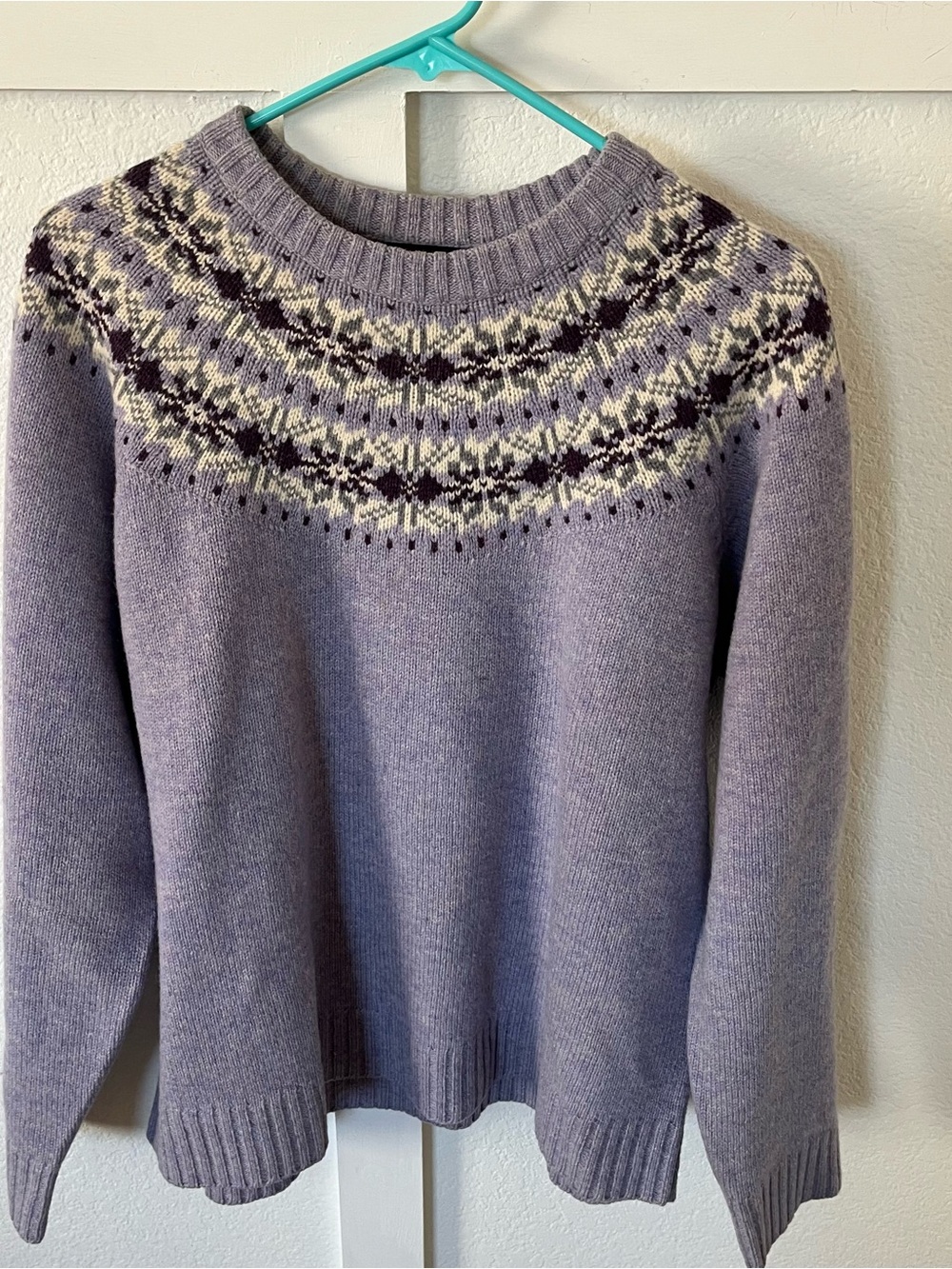 Vintage Woolrich Women's Medium Lambswool Crewneck Sweater
